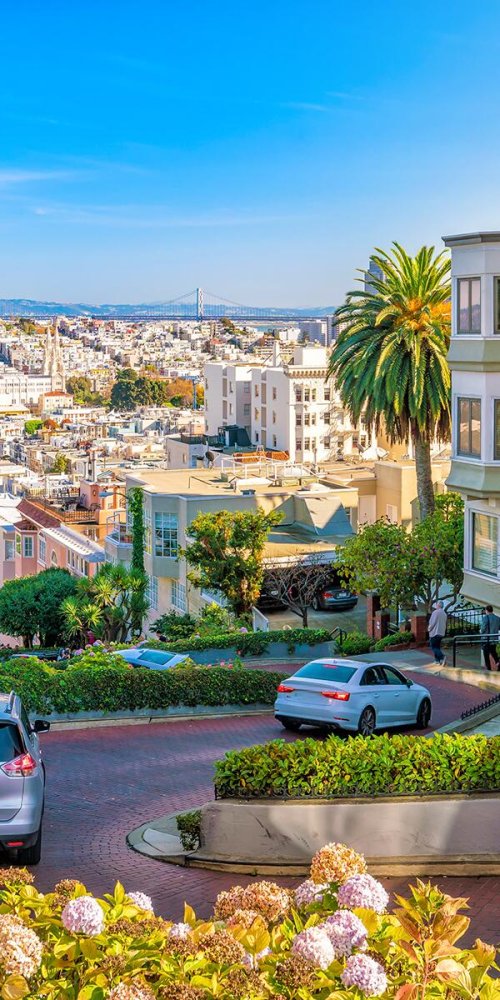 San Francisco nightlife ambience