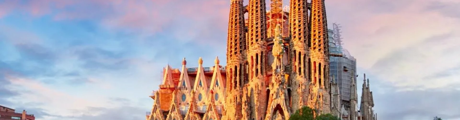 Vibrant nightlife scene in Barcelona, ES