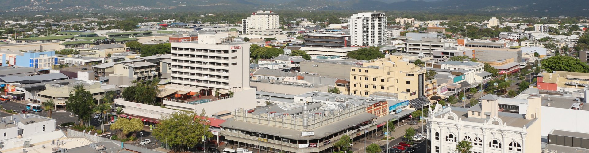 Nightlife panorama Cairns, QL, AU