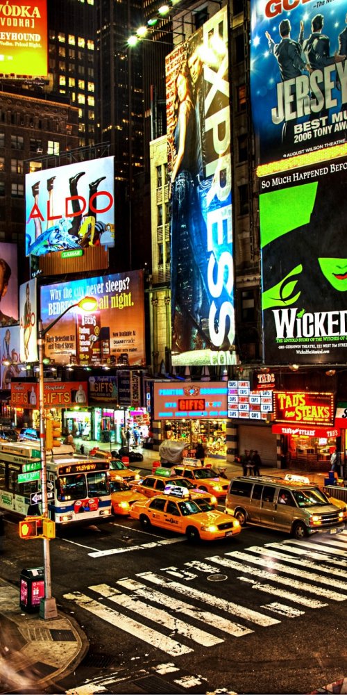 Nightlife ambience in New York, NY, US