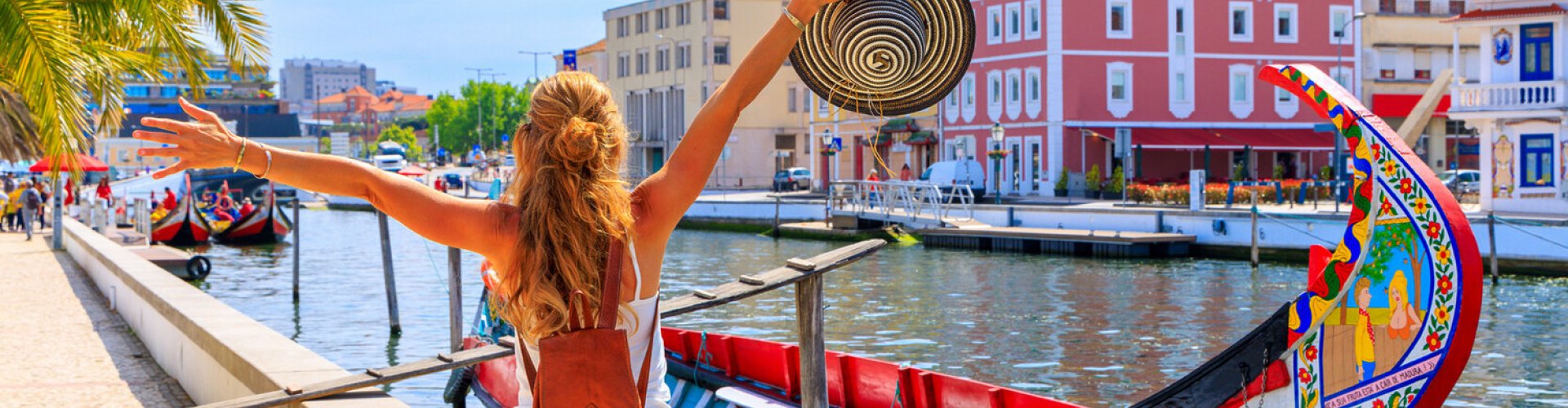 Aveiro nightlife landscape