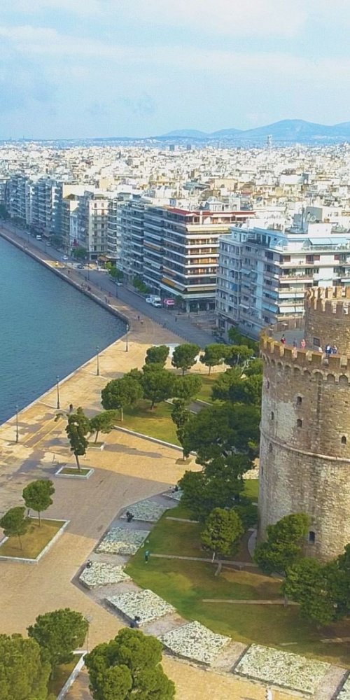 Nightlife ambience in Thessaloniki