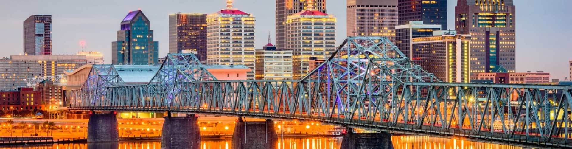 Memphis nightlife cityscape at night
