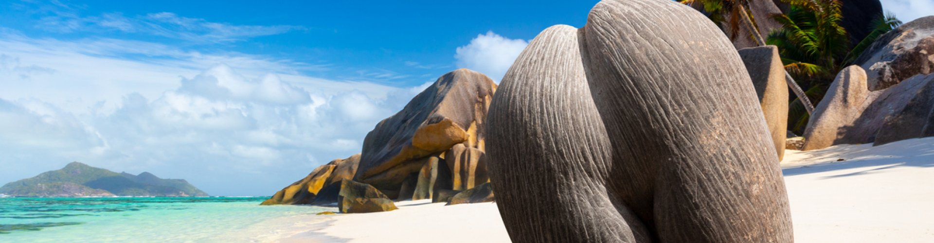 Praslin nightlife final image