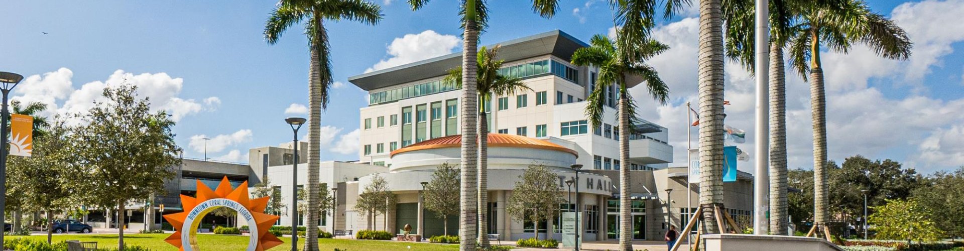 Nightlife in Coral Springs, FL, US at night