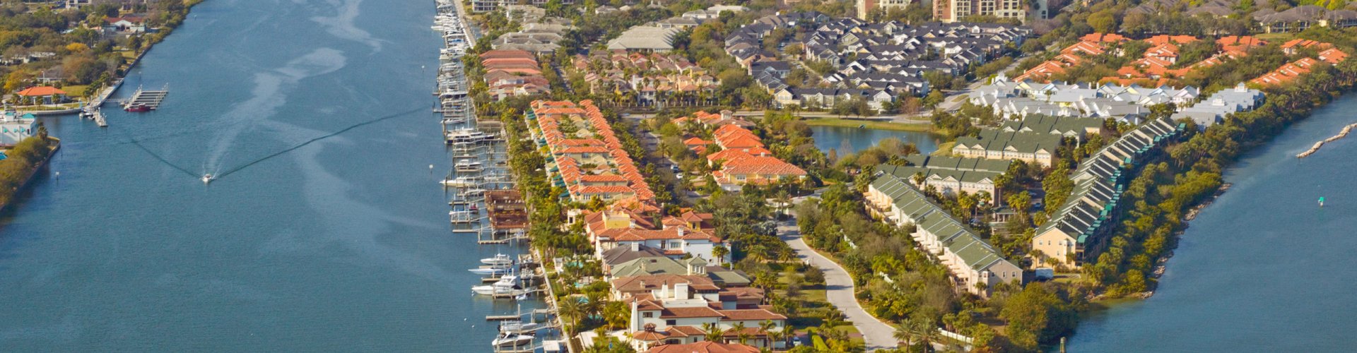 Nighttime skyline of Tampa, FL, US